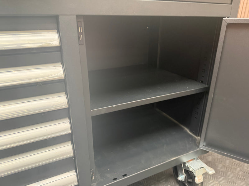 Load image into Gallery viewer, Rock RT-063 47" Steel wooden toped tool chest with draws and cabinets