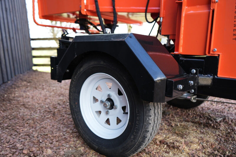 Load image into Gallery viewer, RTC-160 Road Tow Chipper