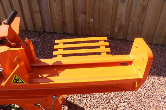Venom 25ton Heavy Duty Tractor mounted log splitter with table