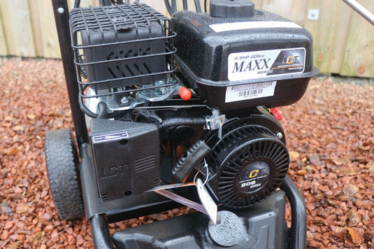 R2500 Pressure Washer