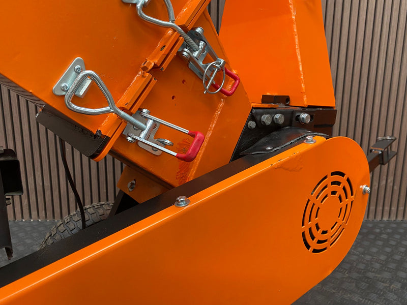 Load image into Gallery viewer, CVR-85 Chipper -  Ex Demo
