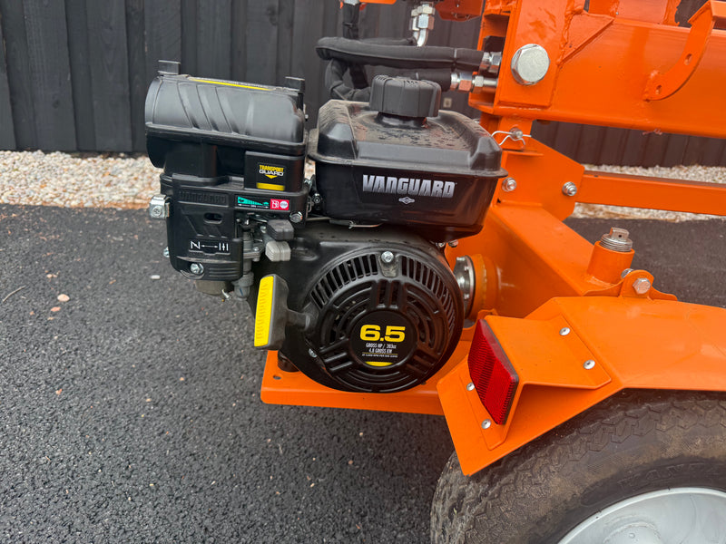 Load image into Gallery viewer, Dual Action 20ton Log Splitter - second hand

