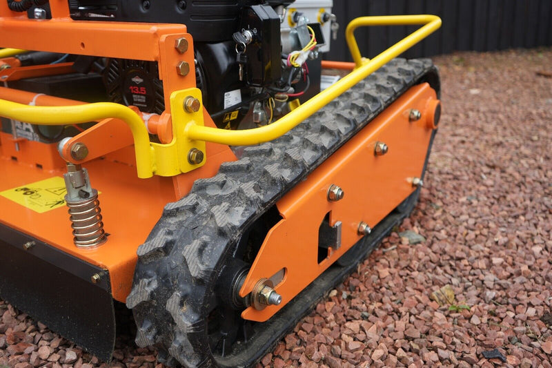 Load image into Gallery viewer, Blitz RM70 Remote Controlled Field Mower
