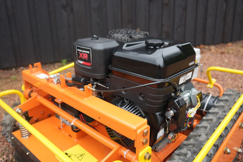 Load image into Gallery viewer, Blitz RM70 Remote Controlled Field Mower
