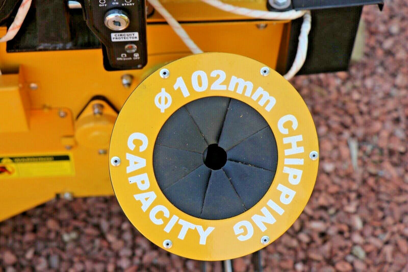 Load image into Gallery viewer, 15HP Value Series Compact Chipper
