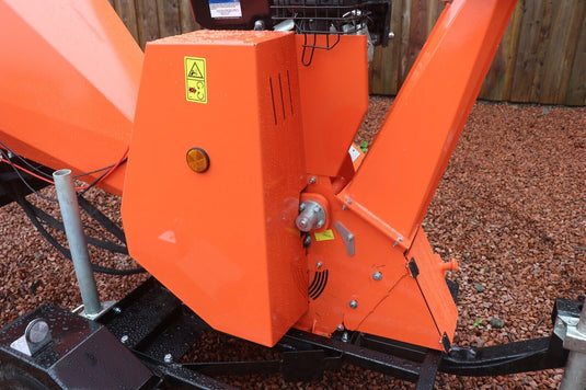 RTC-100 13hp Road Tow Chipper
